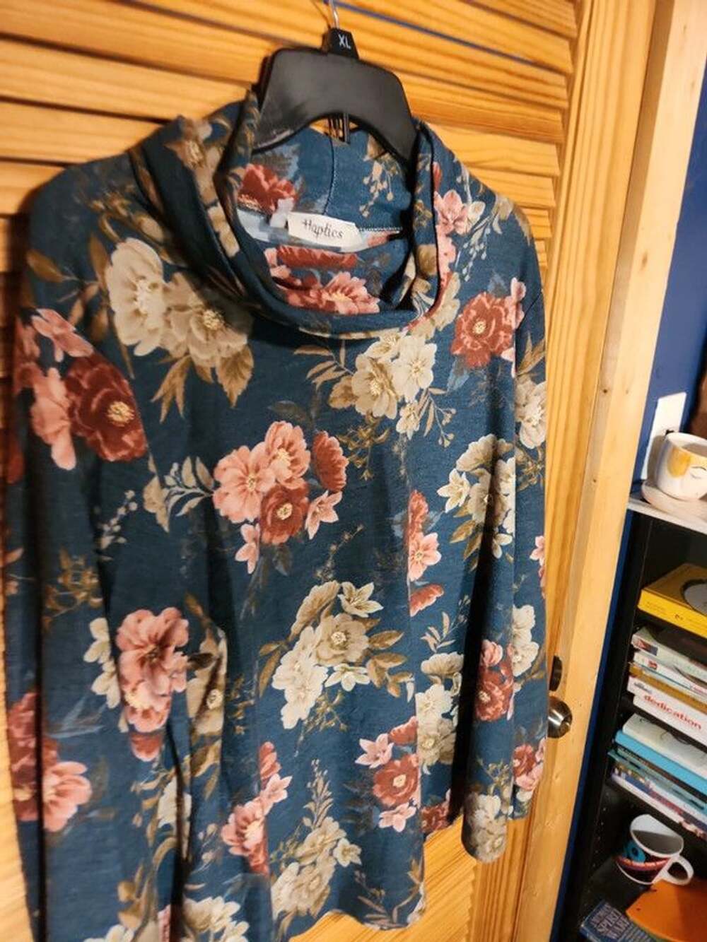 Cozy Boutique Vibes! Haptics Soft Floral Cowl Neck Pullover Top - XL